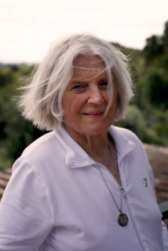 Dona Holleman